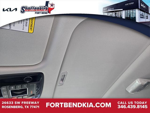 new 2025 Kia Carnival Hybrid car, priced at $53,890