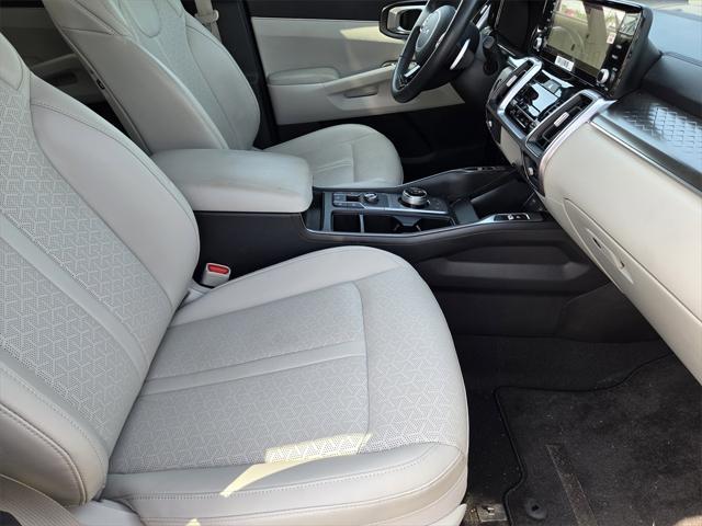 used 2023 Kia Sorento Hybrid car, priced at $33,991