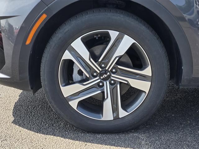 used 2023 Kia Sorento Hybrid car, priced at $33,991