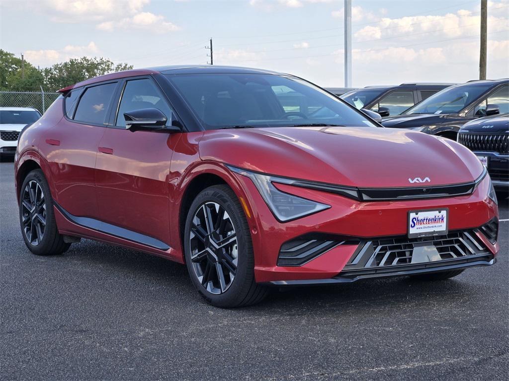 new 2025 Kia EV6 car, priced at $47,140