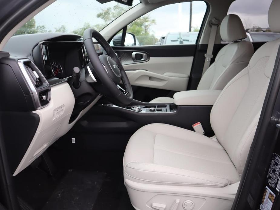 new 2023 Kia Sorento Hybrid car, priced at $38,540