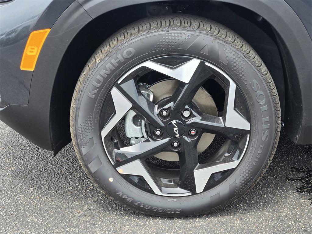 new 2025 Kia Seltos car, priced at $23,374