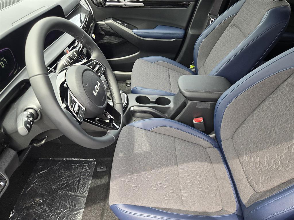 new 2025 Kia Seltos car, priced at $23,374