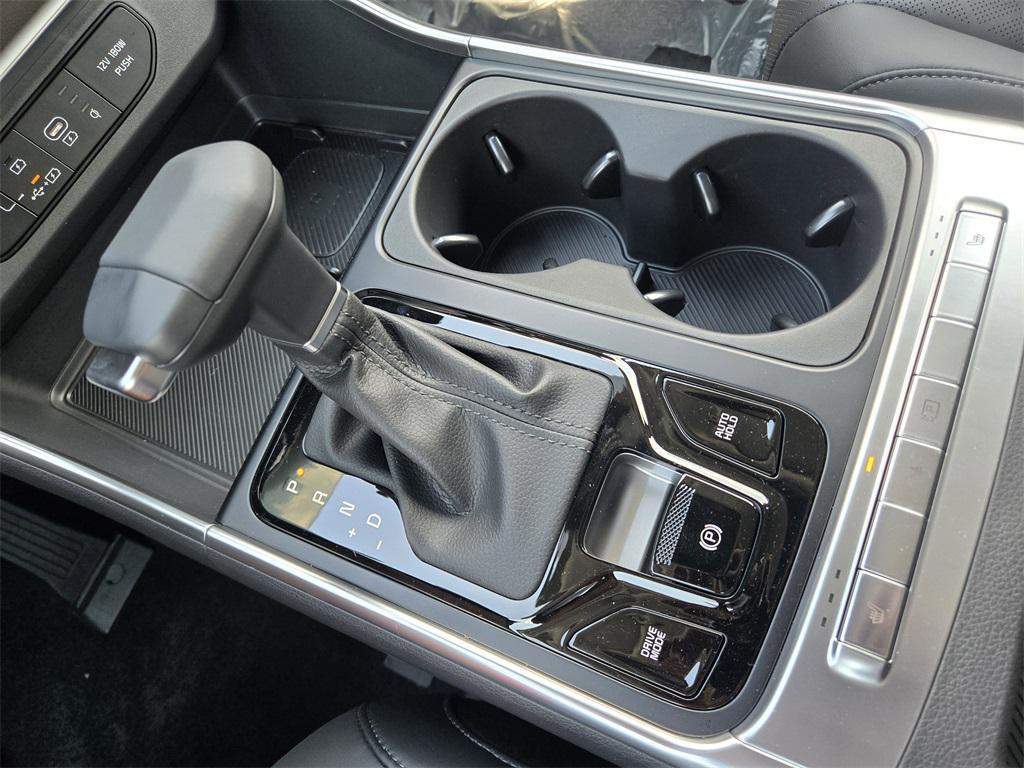 new 2026 Kia Carnival car, priced at $39,895