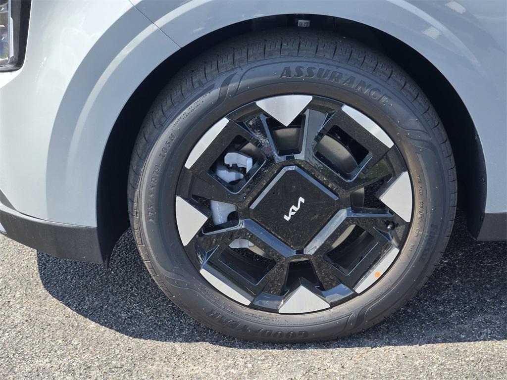 new 2026 Kia Carnival car, priced at $39,895