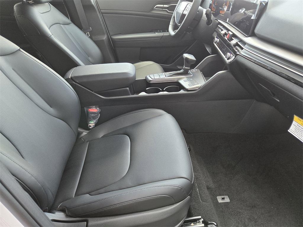 new 2026 Kia Sportage car, priced at $30,281