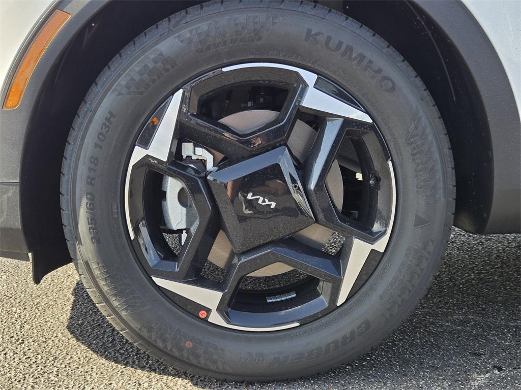 new 2026 Kia Sportage car, priced at $30,281