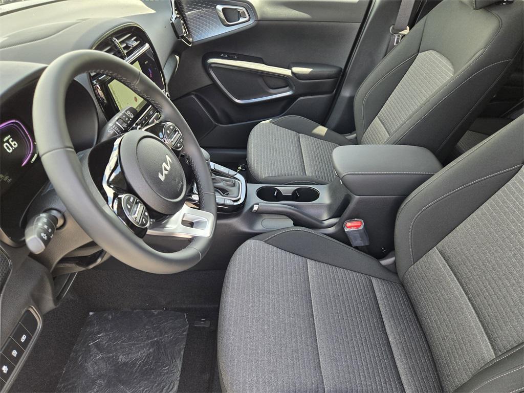 new 2025 Kia Soul car, priced at $22,818