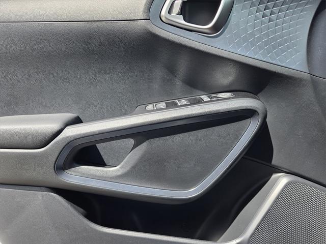 new 2025 Kia Soul car, priced at $24,108