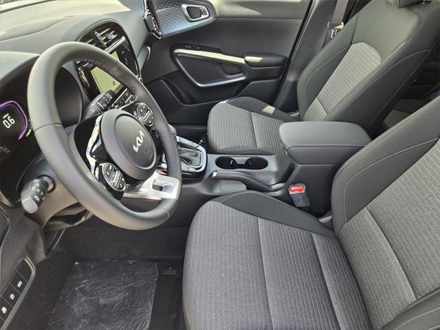 new 2025 Kia Soul car, priced at $24,108