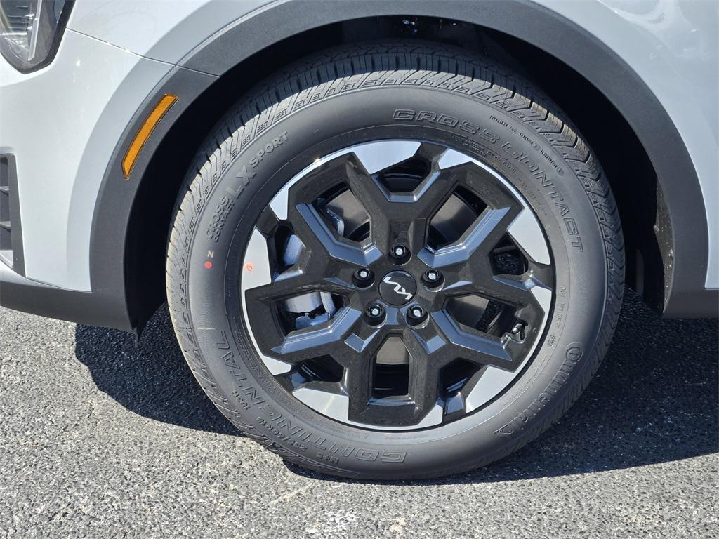 new 2026 Kia Sorento car, priced at $35,563