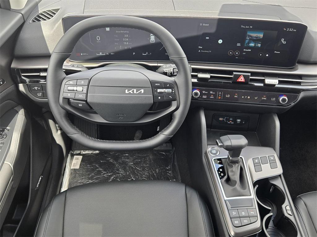 new 2026 Kia Sportage car, priced at $36,305
