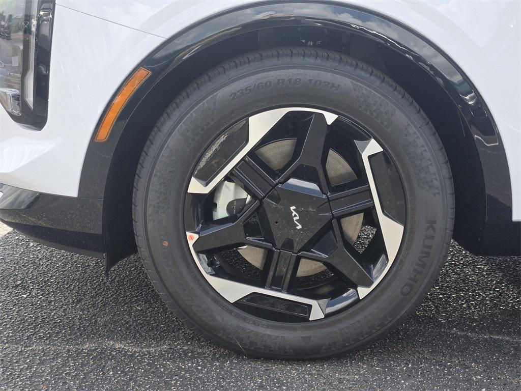 new 2026 Kia Sportage car, priced at $36,305