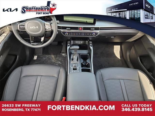 new 2025 Kia Sorento car, priced at $38,645