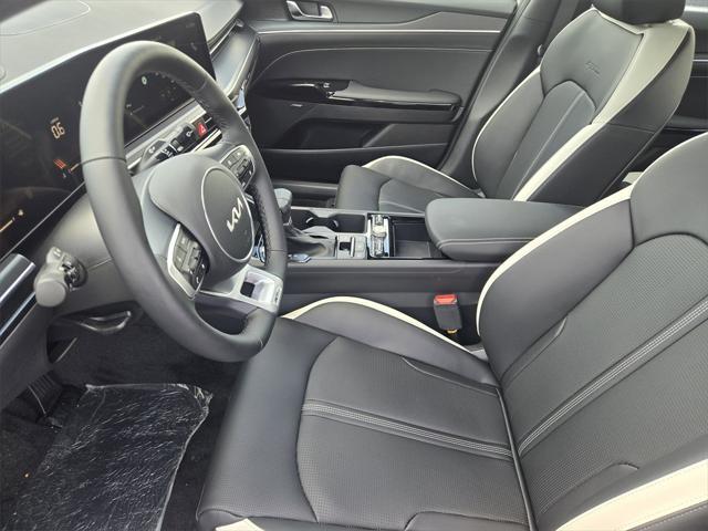 new 2025 Kia K5 car, priced at $31,153