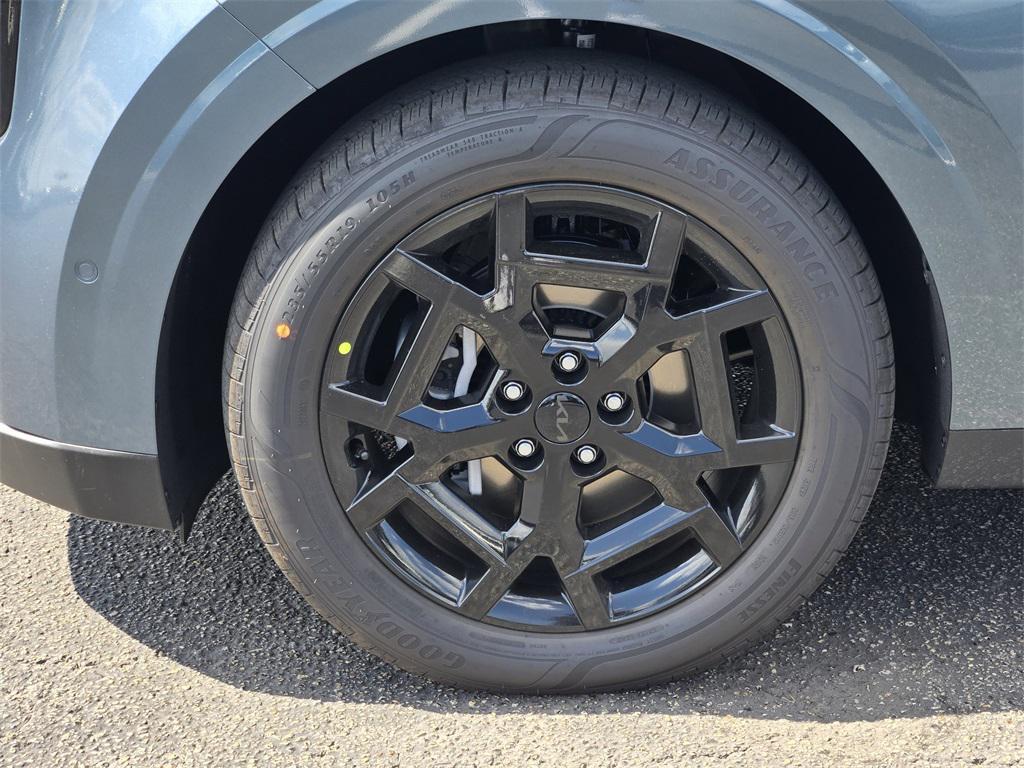 new 2026 Kia Carnival car, priced at $49,399