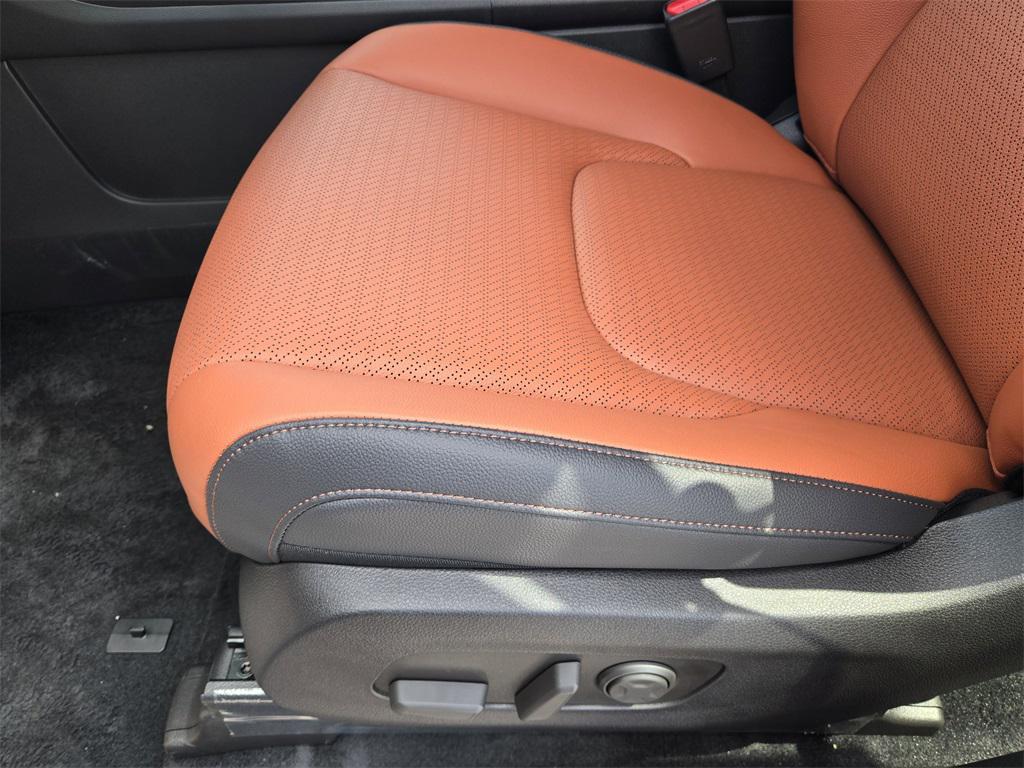 new 2026 Kia Carnival car, priced at $49,399