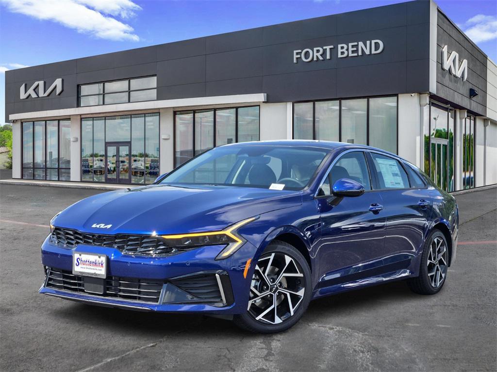 new 2026 Kia K5 car, priced at $32,901