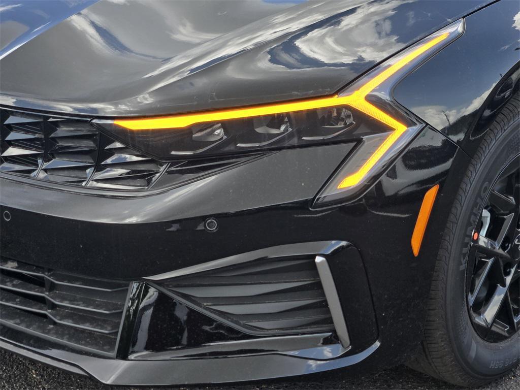 new 2026 Kia K5 car, priced at $25,637