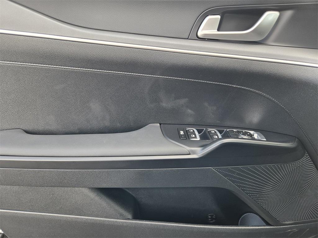 new 2026 Kia K5 car, priced at $25,637