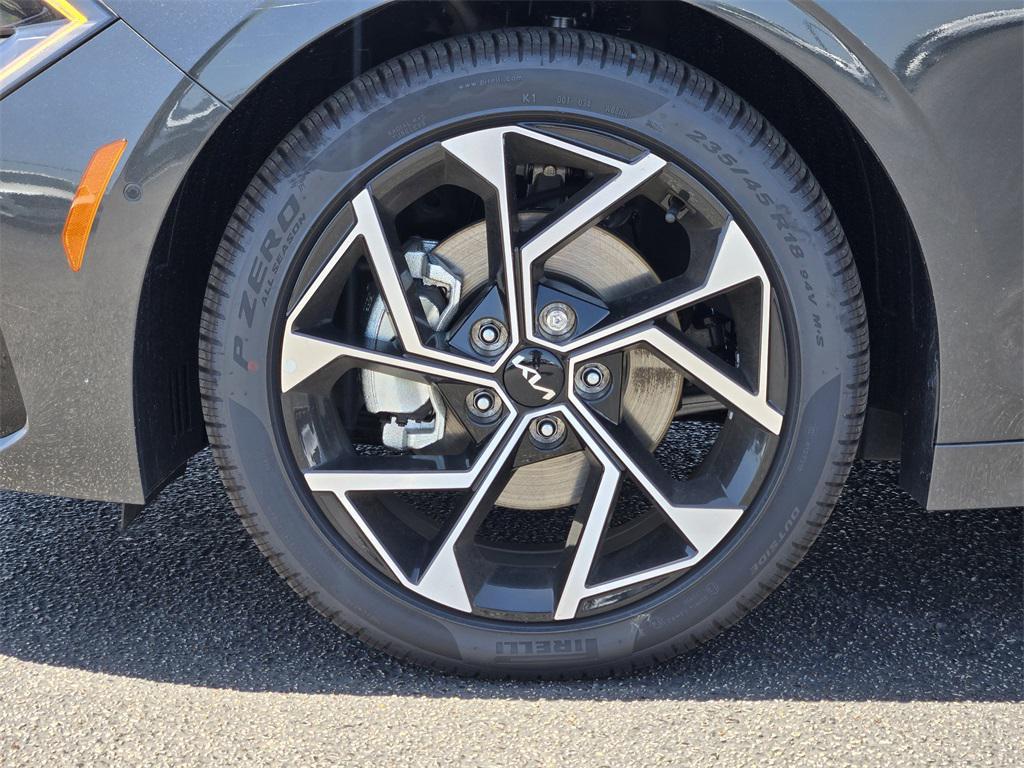 new 2025 Kia K5 car, priced at $32,822