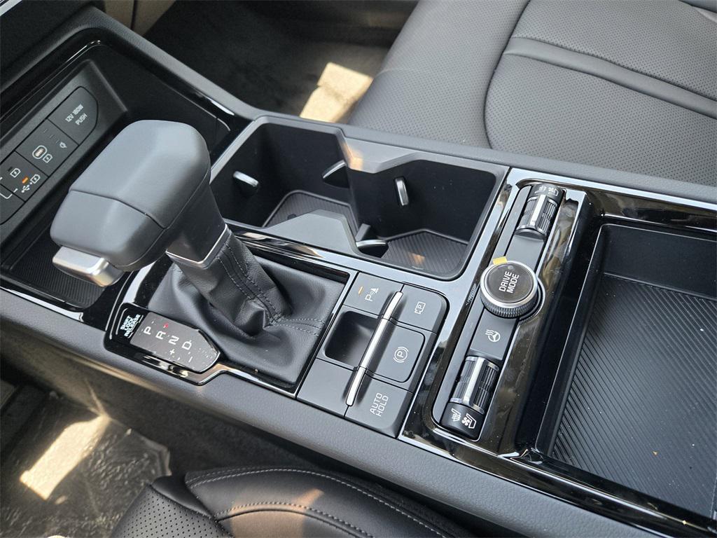 new 2025 Kia K5 car, priced at $32,822