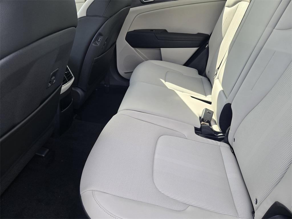 new 2026 Kia Sportage car, priced at $29,796