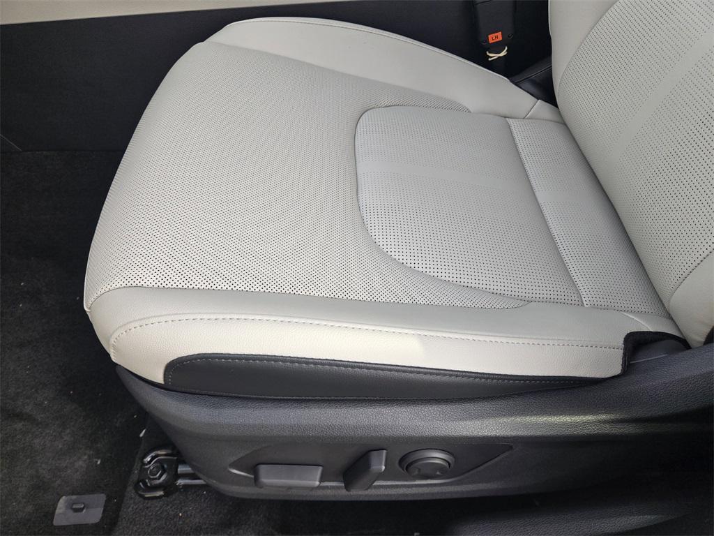 new 2026 Kia Sportage car, priced at $29,796