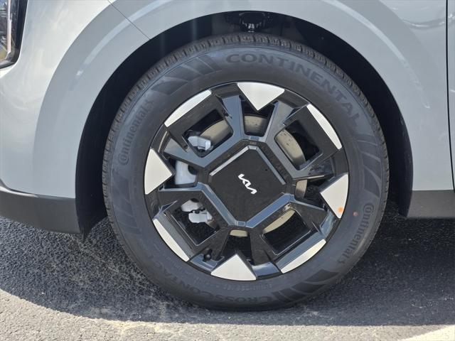new 2025 Kia Carnival car, priced at $41,399