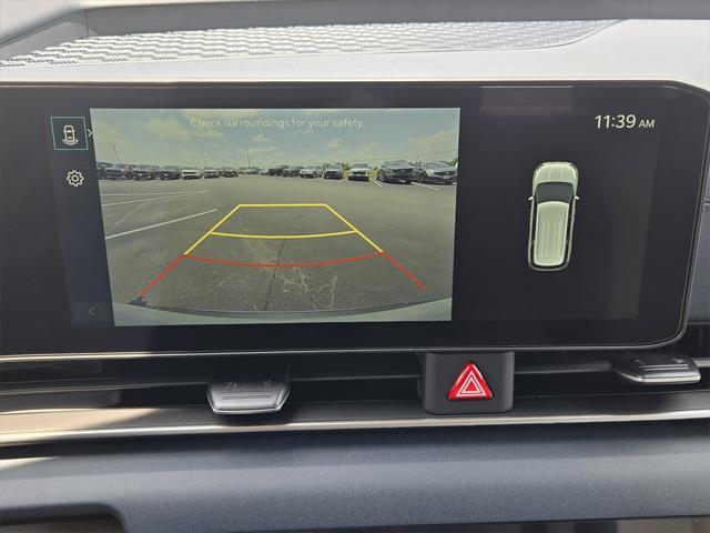 new 2025 Kia Carnival car, priced at $41,399
