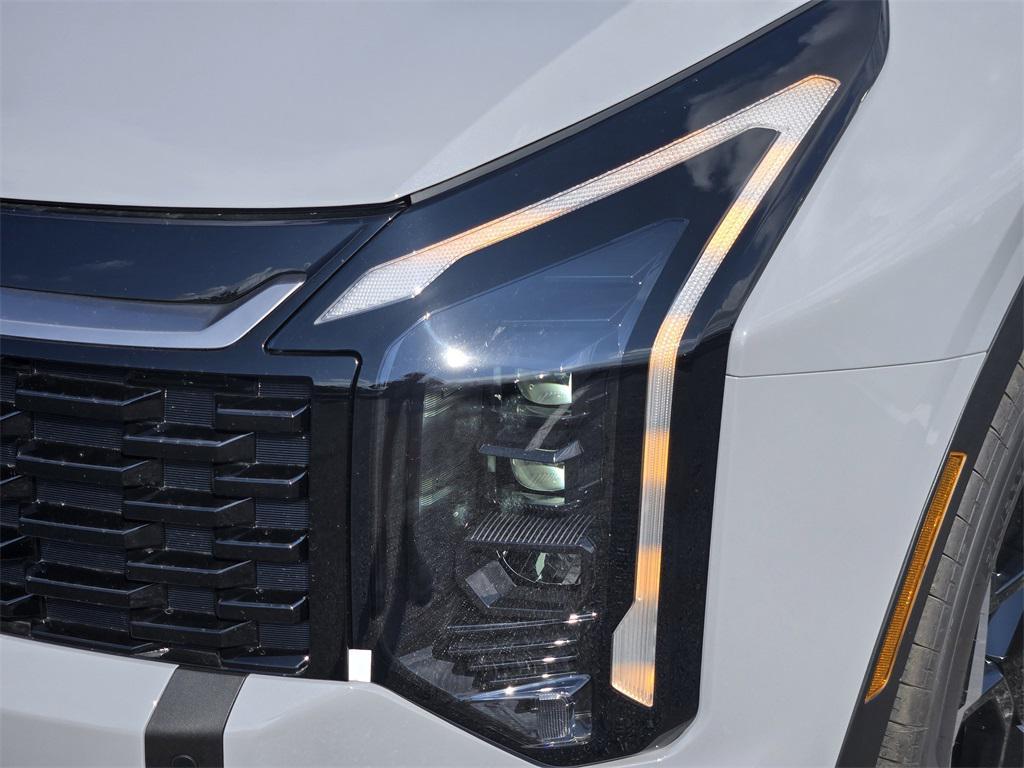 new 2026 Kia Sportage Hybrid car, priced at $33,319