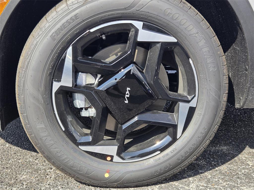 new 2026 Kia Sportage Hybrid car, priced at $33,319