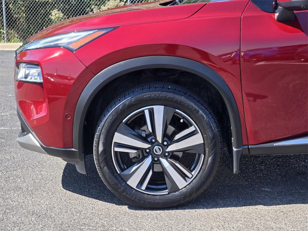 used 2021 Nissan Rogue car, priced at $17,318