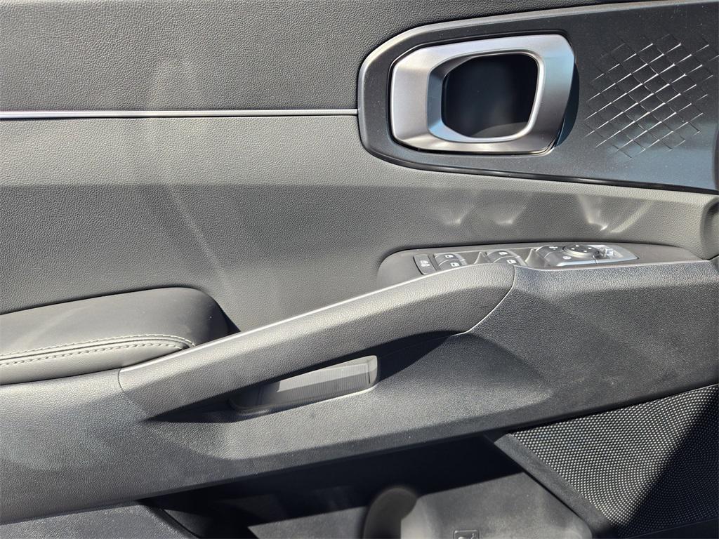 new 2026 Kia Sorento car, priced at $38,965