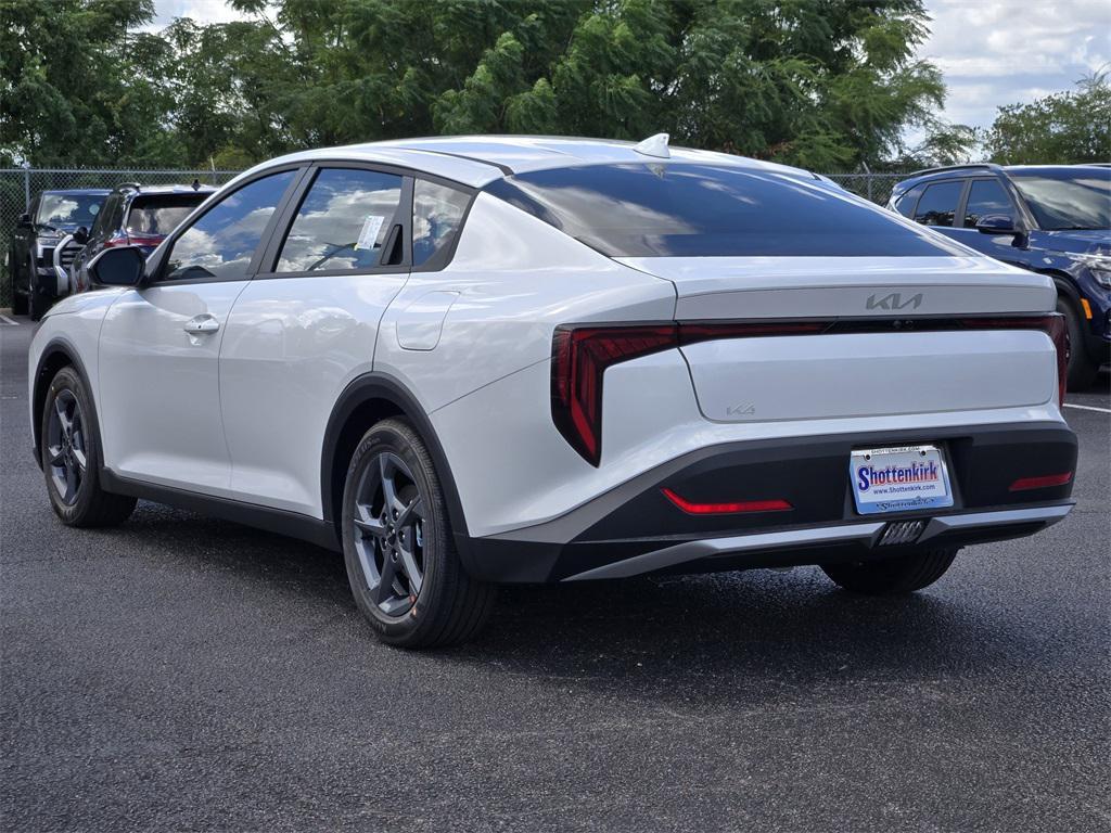 new 2025 Kia K4 car, priced at $22,332