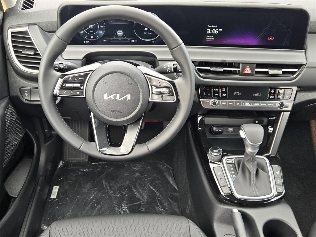 new 2026 Kia Seltos car, priced at $26,272