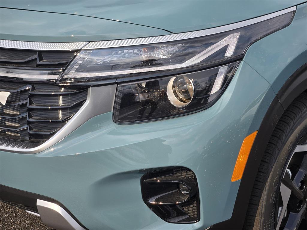 new 2026 Kia Seltos car, priced at $26,272