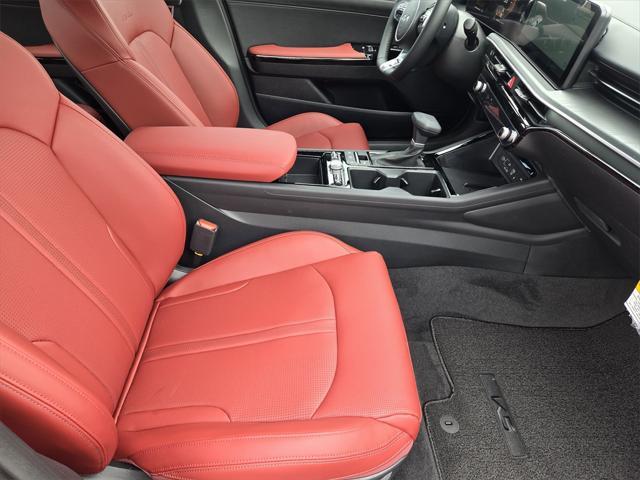 new 2025 Kia K5 car, priced at $29,588