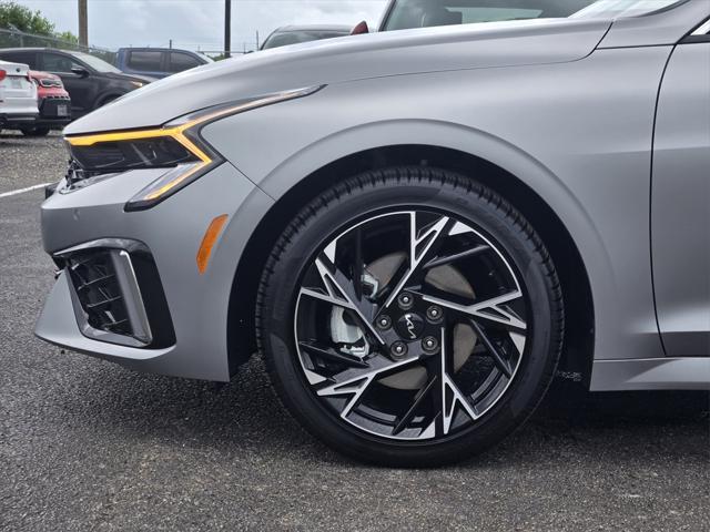 new 2025 Kia K5 car, priced at $29,588