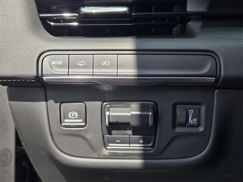 used 2023 Cadillac Escalade car, priced at $80,732