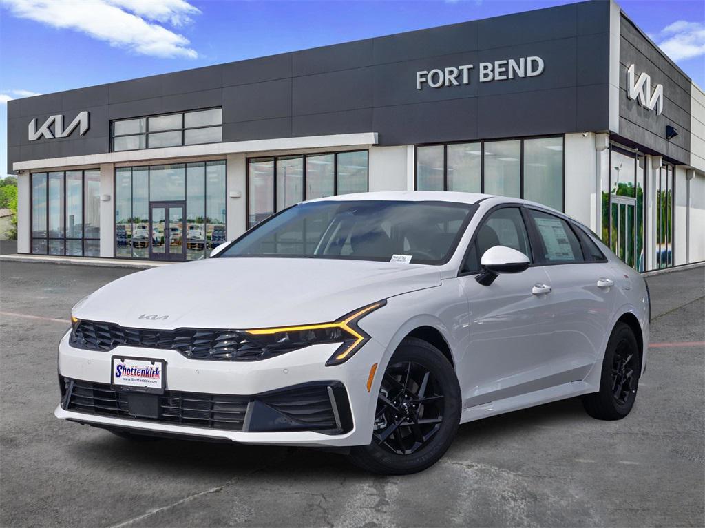 new 2026 Kia K5 car, priced at $26,316