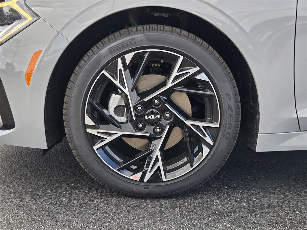new 2026 Kia K5 car, priced at $27,275