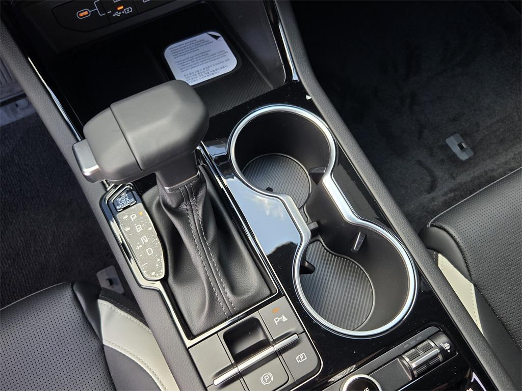new 2026 Kia K5 car, priced at $27,275