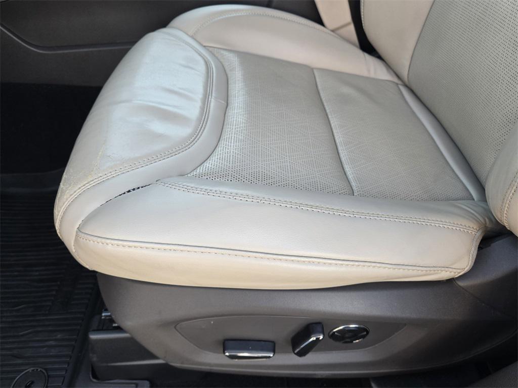 used 2020 Ford Explorer car, priced at $27,862