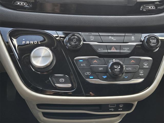 used 2020 Chrysler Pacifica car, priced at $14,991