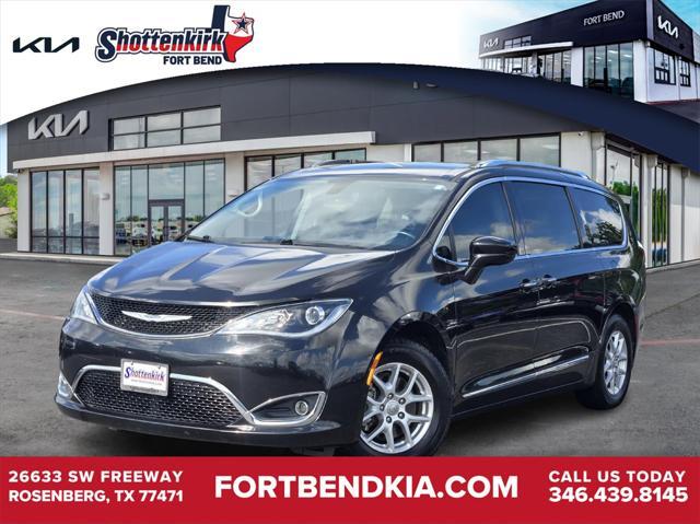 used 2020 Chrysler Pacifica car, priced at $14,991