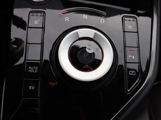 new 2024 Kia Niro Plug-In Hybrid car, priced at $35,185