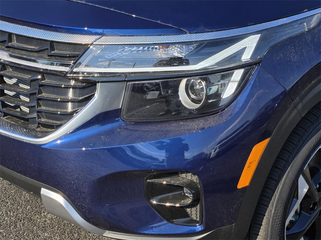 new 2026 Kia Seltos car, priced at $25,951