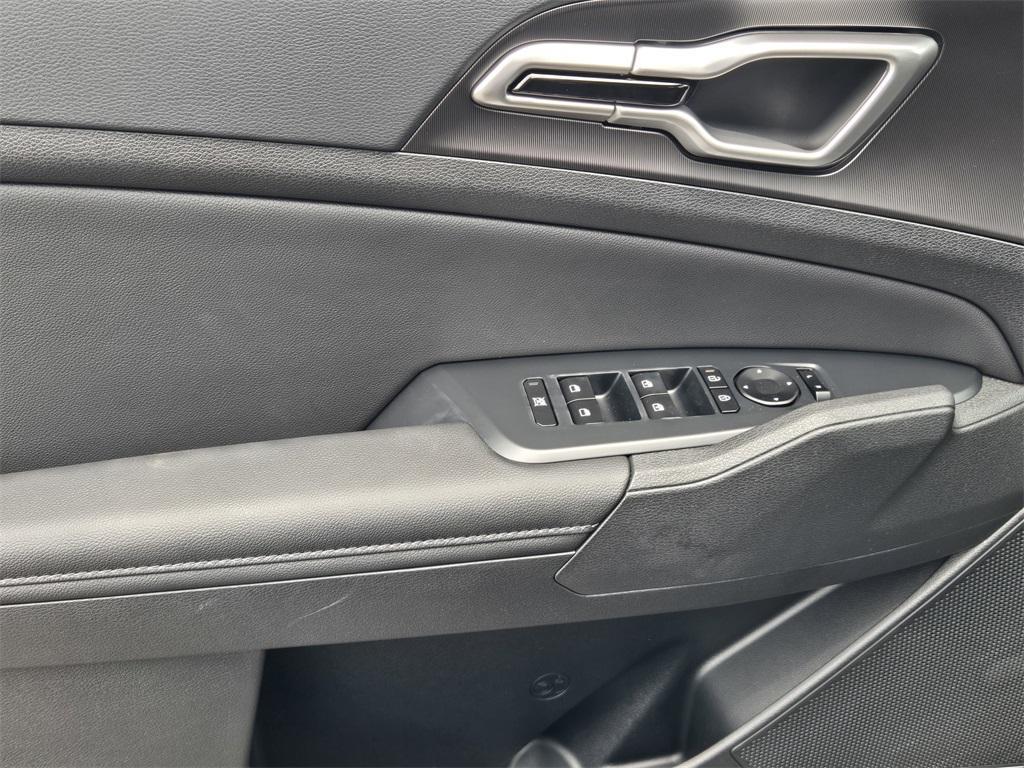 new 2026 Kia Sportage car, priced at $30,171