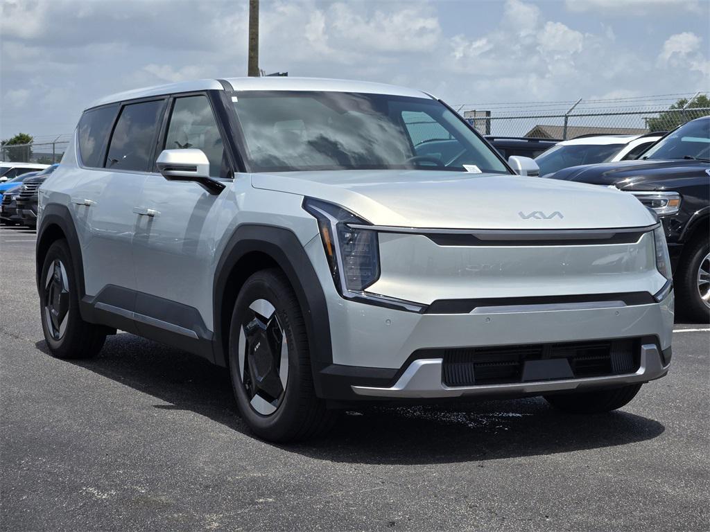 new 2026 Kia EV9 car, priced at $39,489